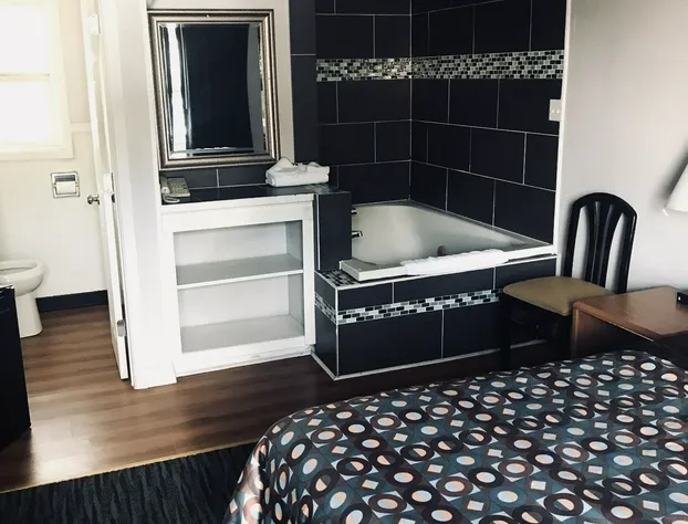 Kings Row Inn hotel detail image 4