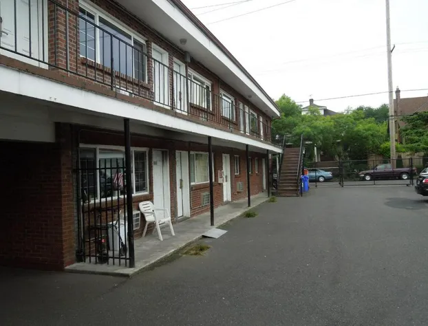 Portland Pensione hotel detail image 3