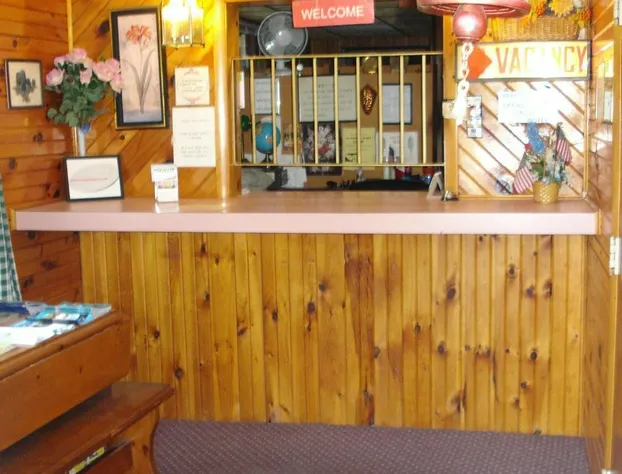 Cedar Grove Motel hotel detail image 3