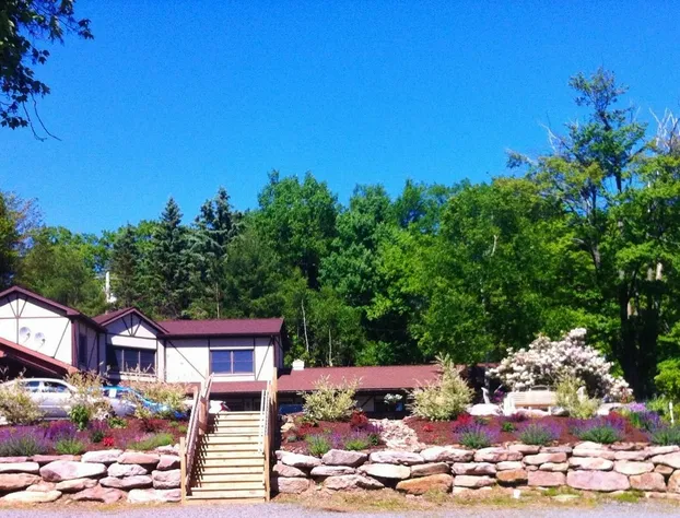 Lake Harmony Inn hotel detail image 1