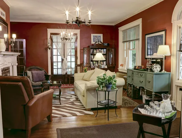 Olde Square Inn B&B hotel detail image 4