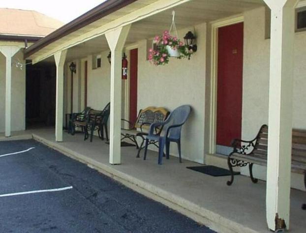 Hollander Motel hotel detail image 1