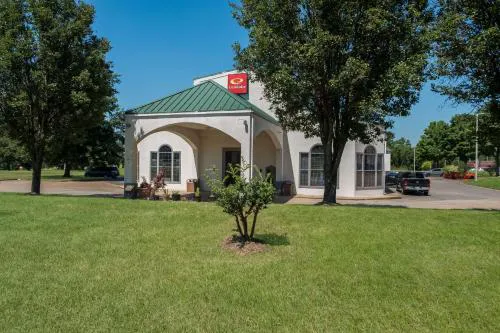 Econo Lodge hotel detail image 2