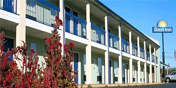 Days Inn by Wyndham Nashville North/Opryland Area hotel detail image 2