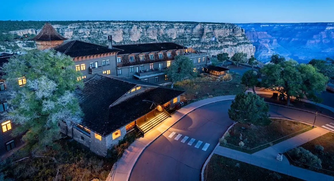 El Tovar - Inside the Park hotel hero