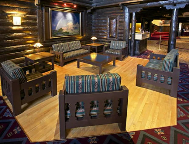 El Tovar - Inside the Park hotel detail image 3