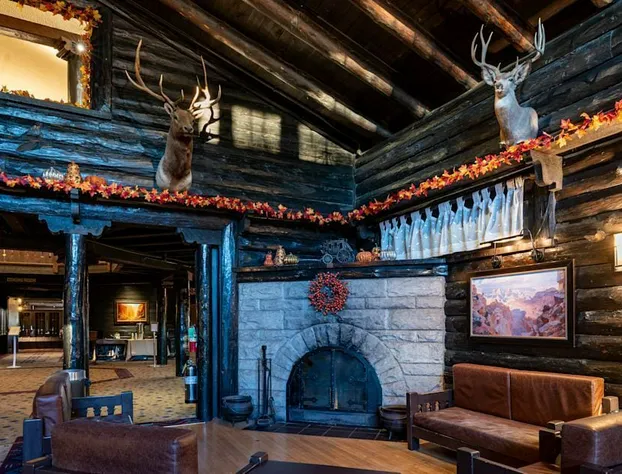 El Tovar - Inside the Park hotel detail image 4