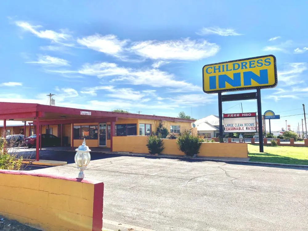 Childress Inn hotel hero