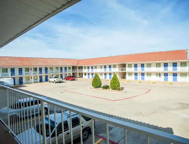 Motel 6 Corsicana, TX hotel detail image 3