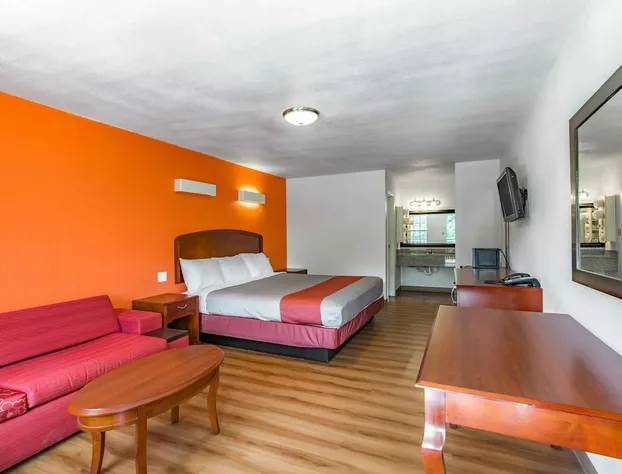 Giddings Executive Inn hotel detail image 4