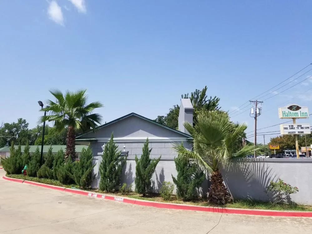 Haltom Inn hotel hero