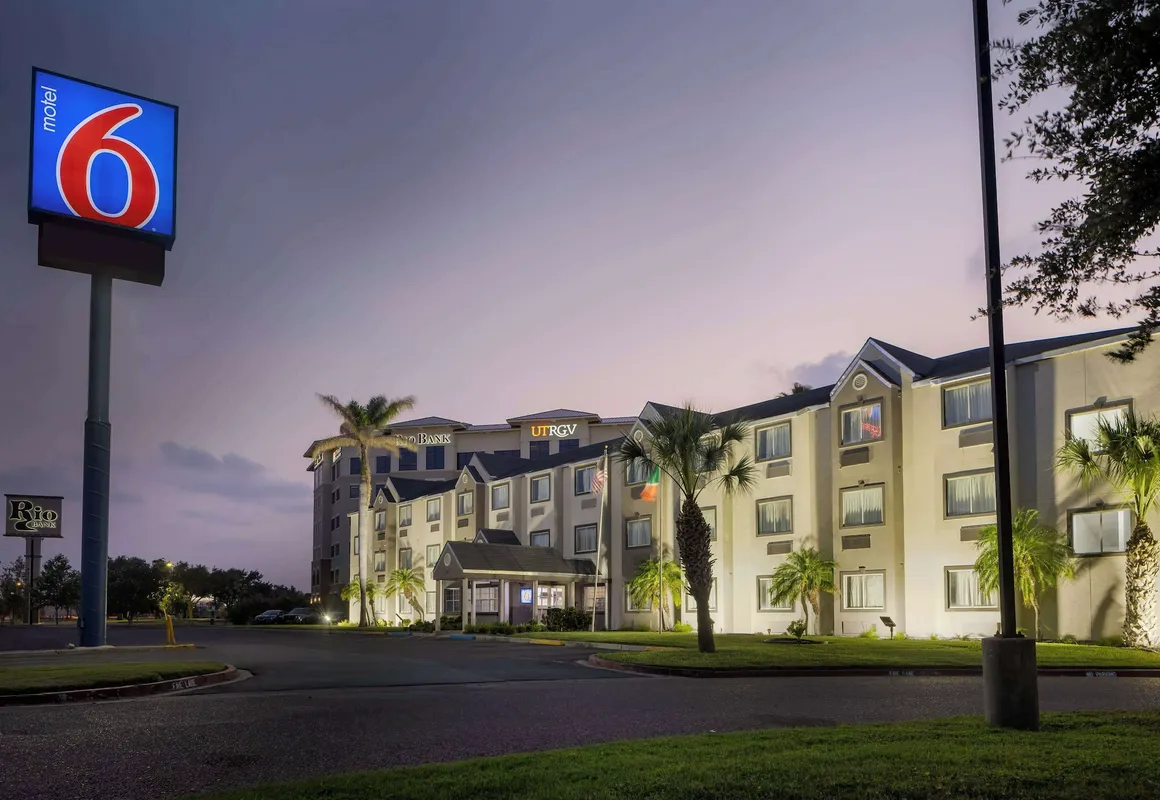 Motel 6 McAllen, TX - East hotel hero
