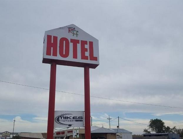 Reddy Hotel hotel detail image 4