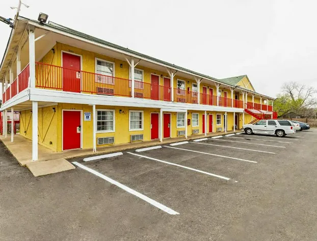 OYO Hotel San Antonio Lackland near Seaworld hotel detail image 3