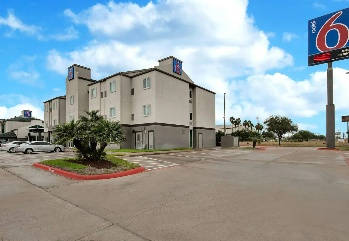 Motel 6 Pharr, TX hotel hero