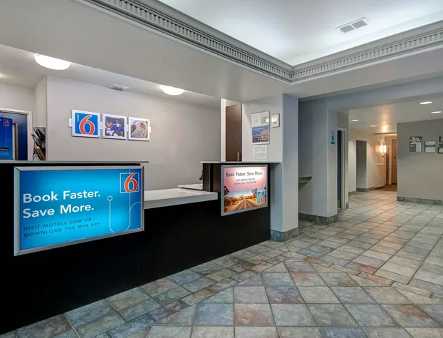 Motel 6 Pharr, TX hotel detail image 2