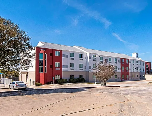 Motel 6 San Antonio, TX - Downtown - Alamo Dome hotel detail image 2