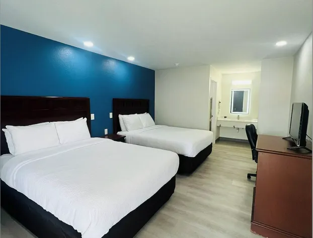 Hallmark Inn and Suites hotel detail image 4