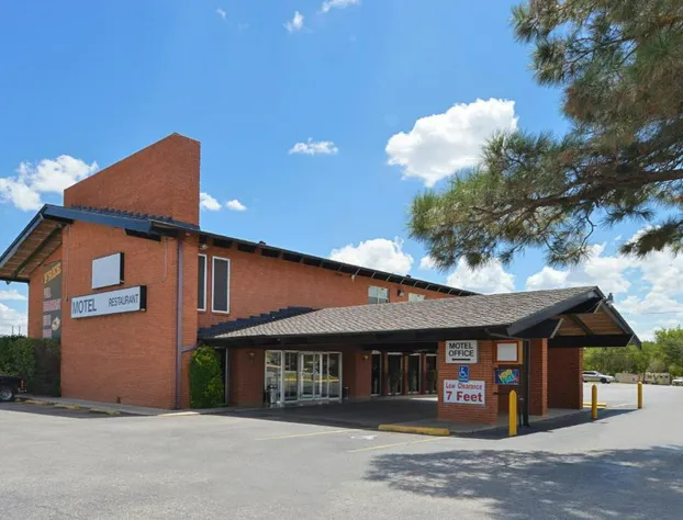 Ranch House Motel hotel detail image 1