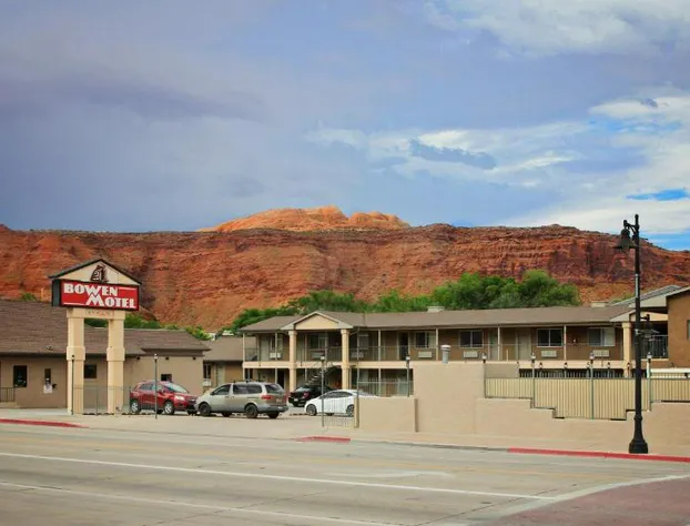 Bowen Motel hotel detail image 1