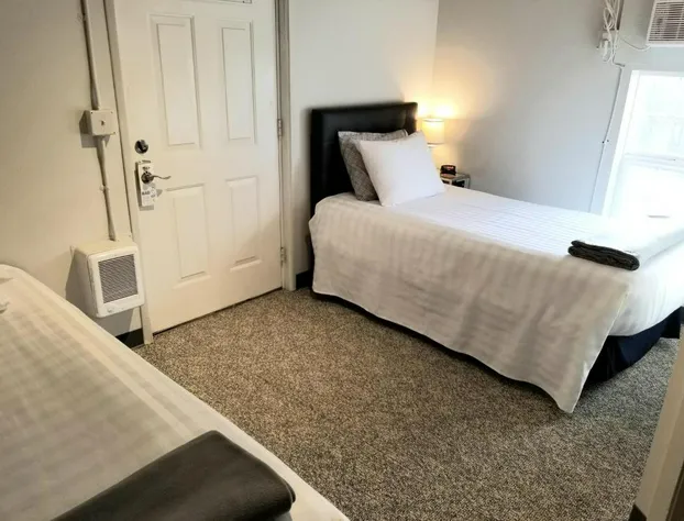 Deep Water Inn hotel detail image 3