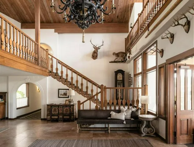 Enzian Inn hotel detail image 1