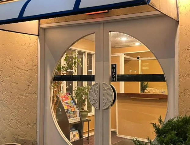 Columbus Motor Inn hotel detail image 3