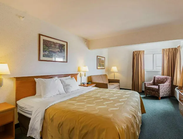 Quality Inn & Suites Belmont - Platteville hotel detail image 1