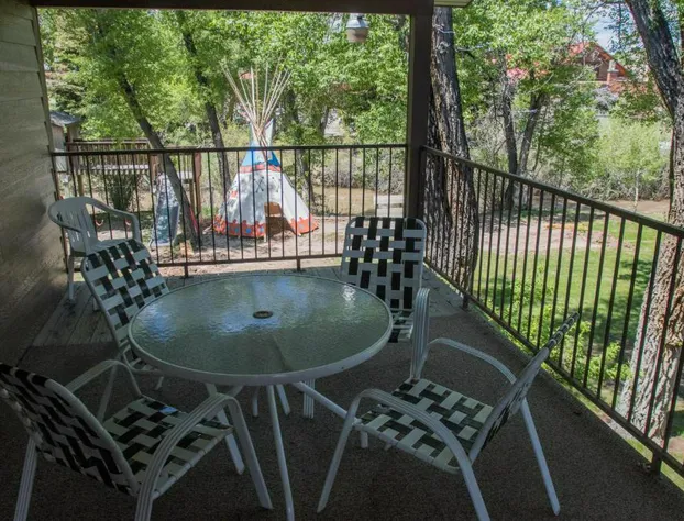 Stagecoach Inn & Suites hotel detail image 4