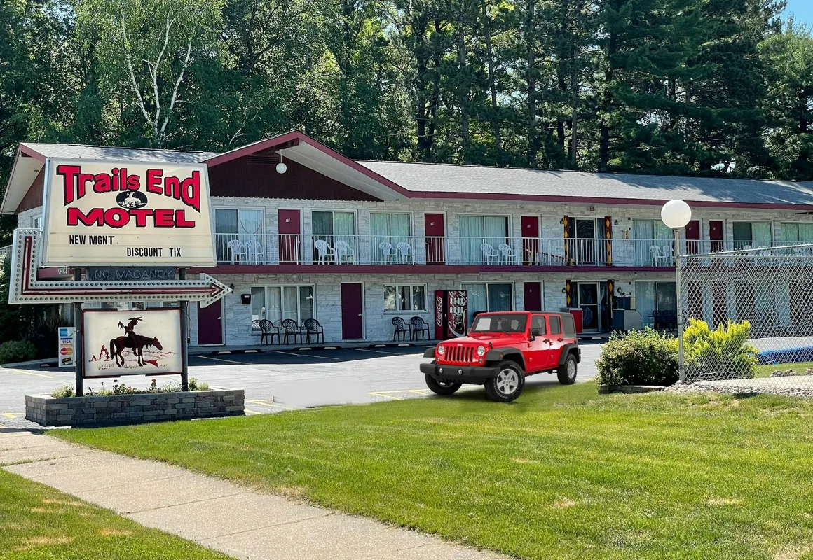 Trails End Motel hotel hero