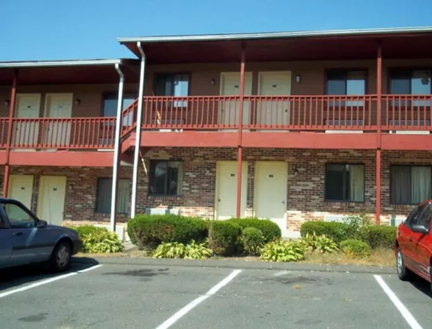 Naugatuck Motor Lodge hotel detail image 1