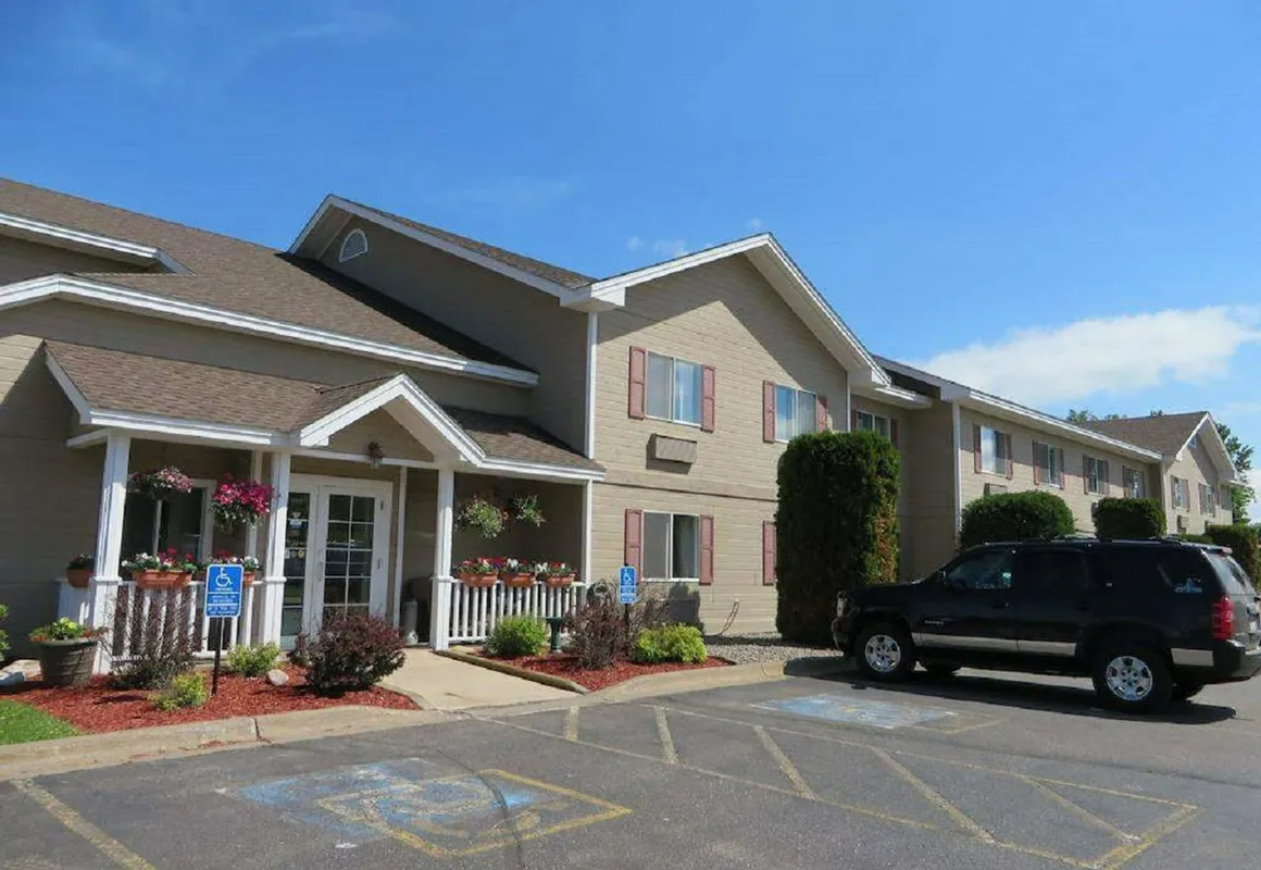 Country Inn Deerwood hotel hero