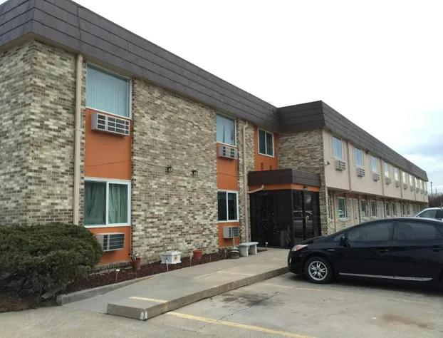 Island Inn hotel detail image 2