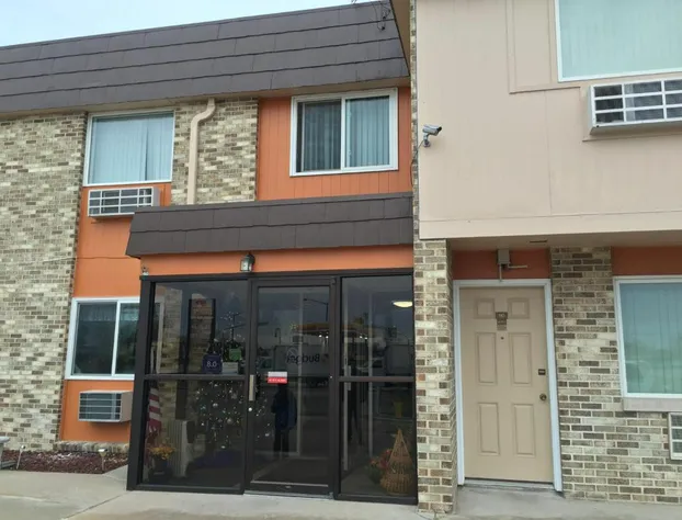 Island Inn hotel detail image 2