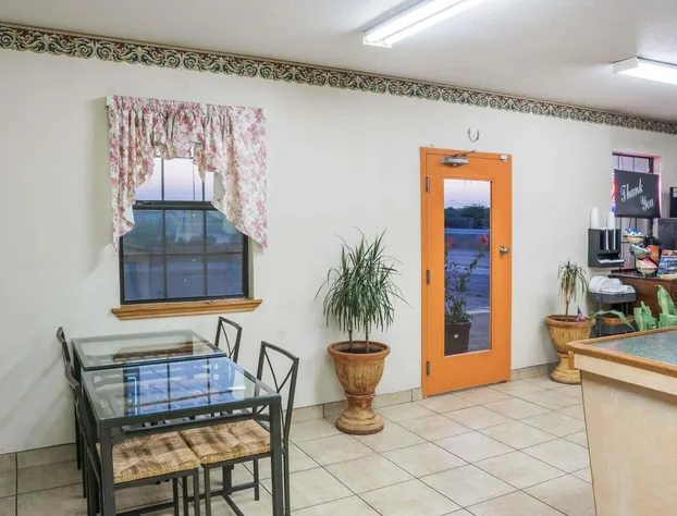 Travelodge by Wyndham Temple hotel detail image 2