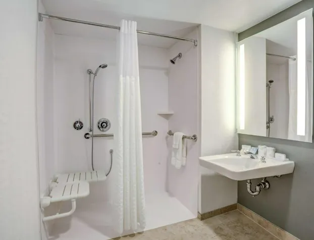 Hilton Garden Inn Boston/Waltham hotel detail image 4