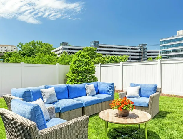 Hilton Garden Inn Boston/Waltham hotel detail image 3