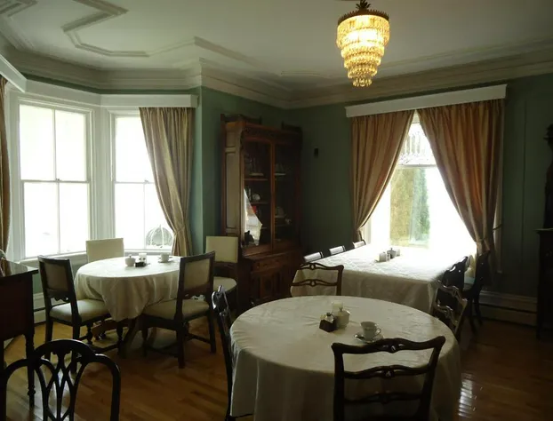 Governor's Mansion Inn hotel detail image 4