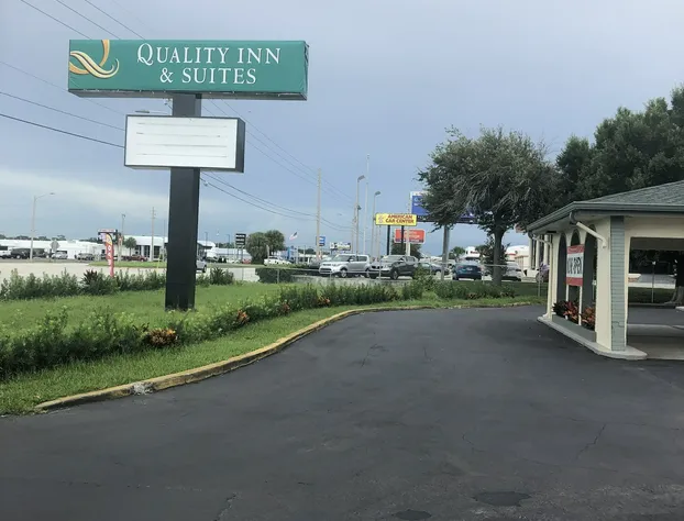 Quality Inn & Suites Downtown hotel detail image 2