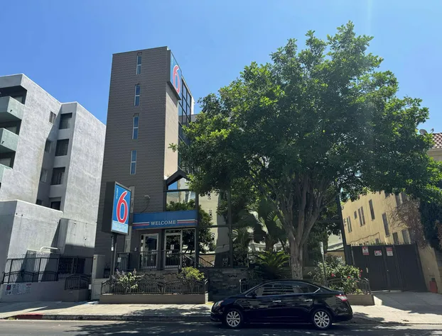 Motel 6 Hollywood hotel detail image 2