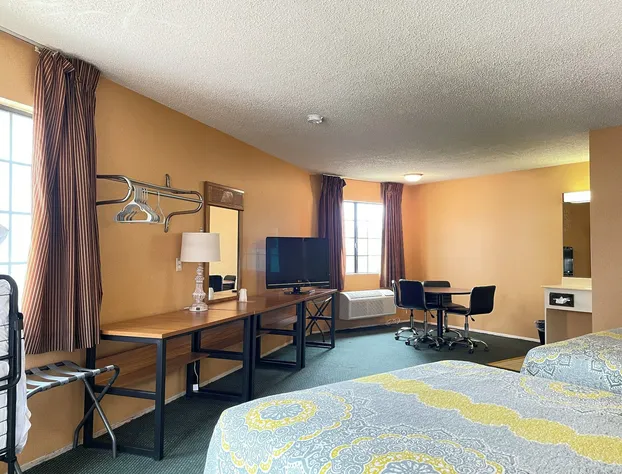 Hollywood La Brea Inn hotel detail image 2