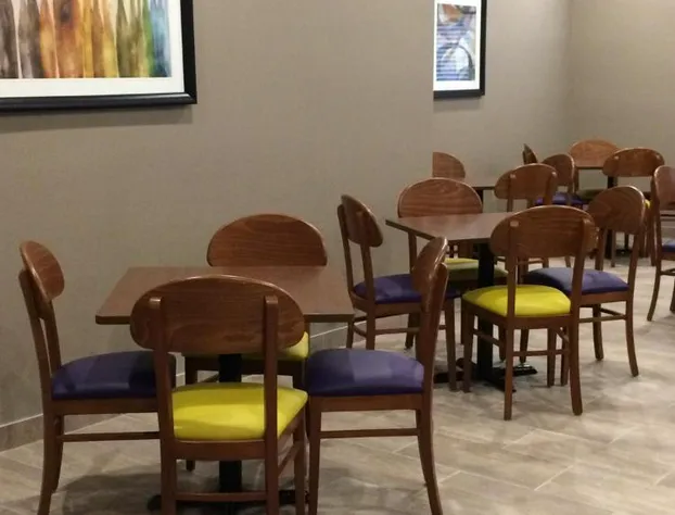 Meridian Inn & Suites Lloydminster hotel detail image 3