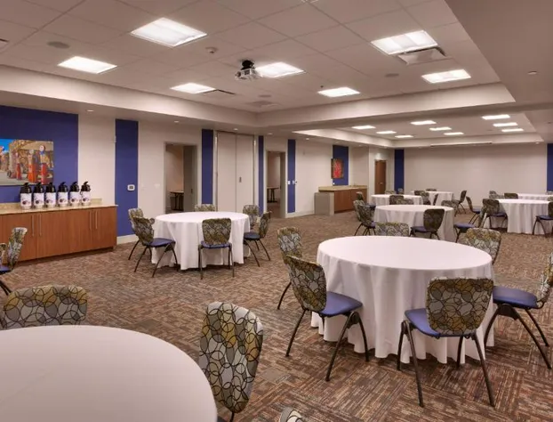 Holiday Inn Express & Suites Phoenix West - Buckeye by IHG hotel detail image 2