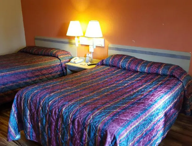 Red Carpet Inn hotel detail image 3