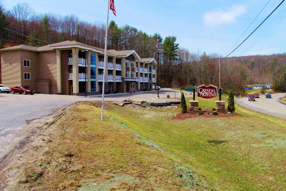 Crystal Springs Inn and Suites hotel hero
