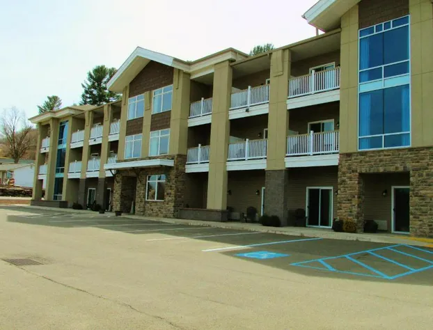 Crystal Springs Inn and Suites hotel detail image 2