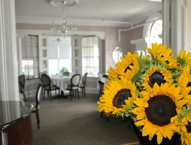 Peter Shields Inn & Restaurant hotel detail image 4