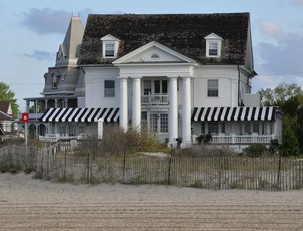 Peter Shields Inn & Restaurant hotel detail image 1