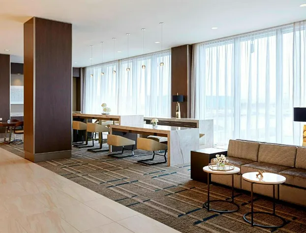 JW Marriott Minneapolis Mall of America hotel detail image 3