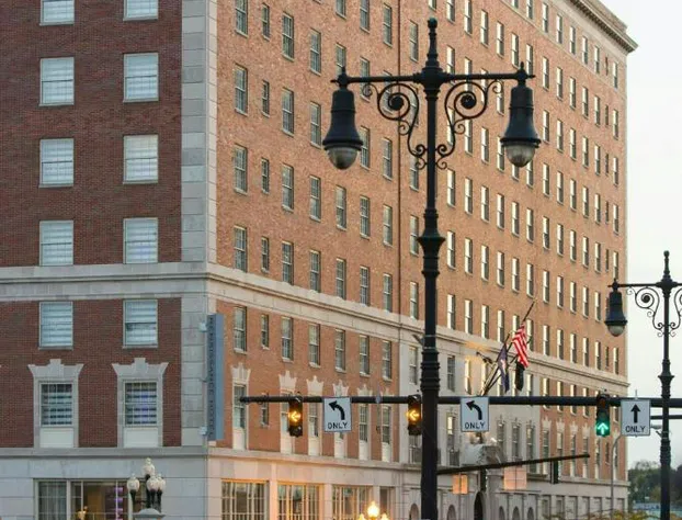 Renaissance Albany Hotel hotel detail image 1